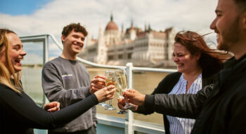Danube Cruise with Audioguide & Panorama Terrace